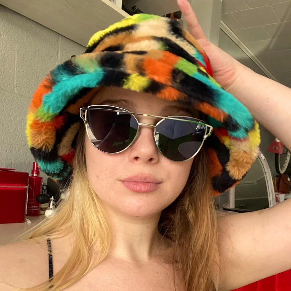 FASHIONISTA SHADES - Picture 2 of 3